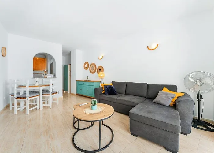 Appartement Panorama 2 *